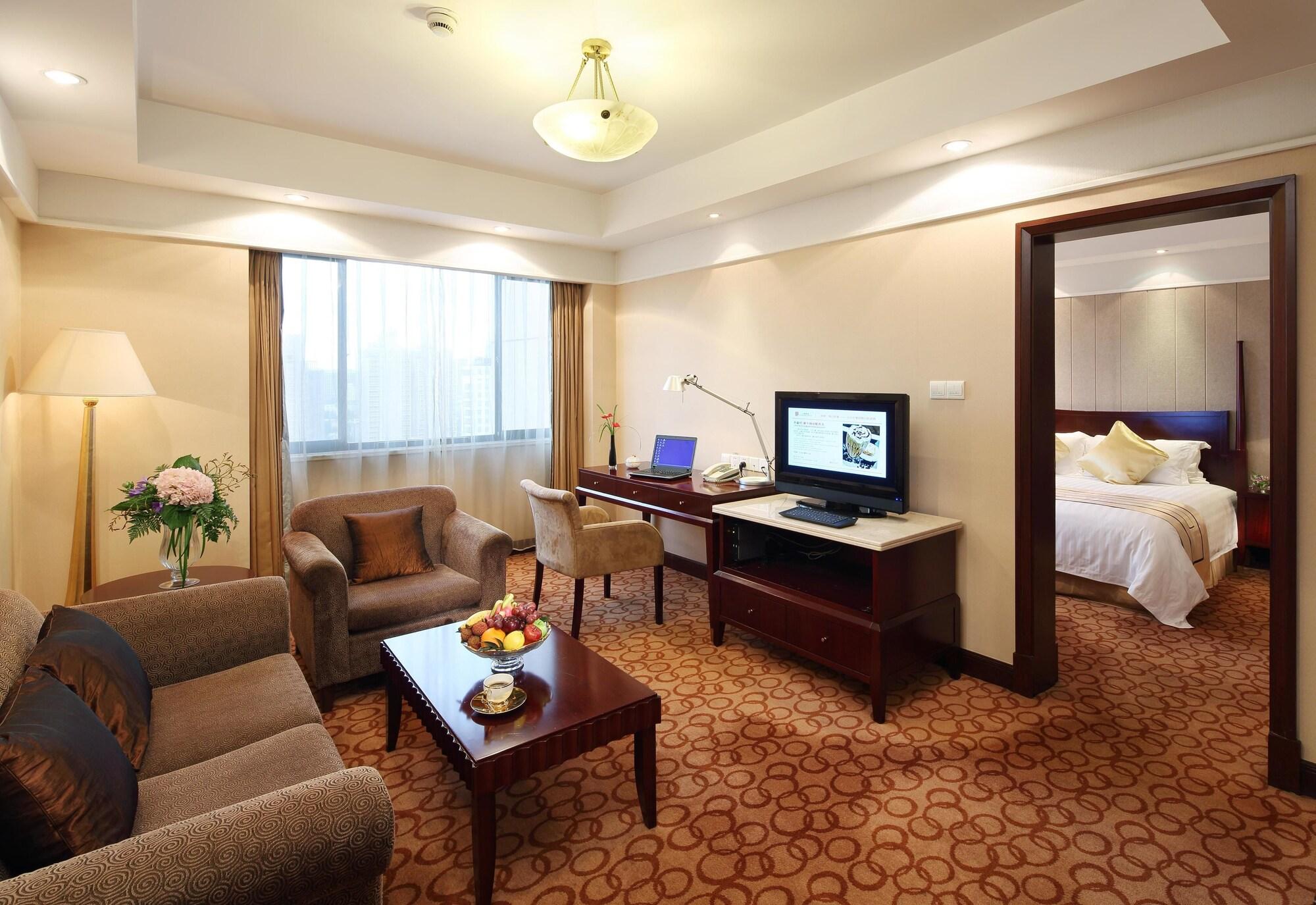 Shanghai Hotel Jin Jiang Exterior photo