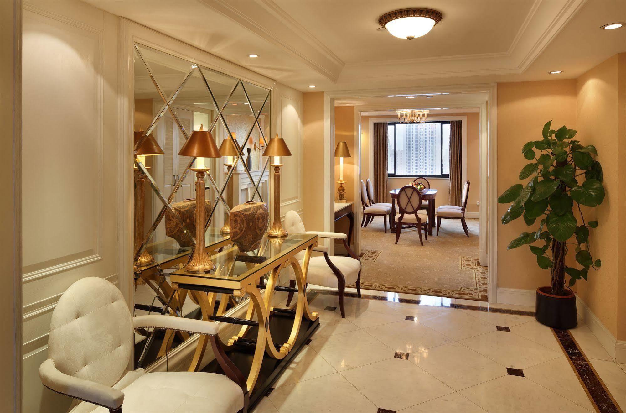 Shanghai Hotel Jin Jiang Exterior photo