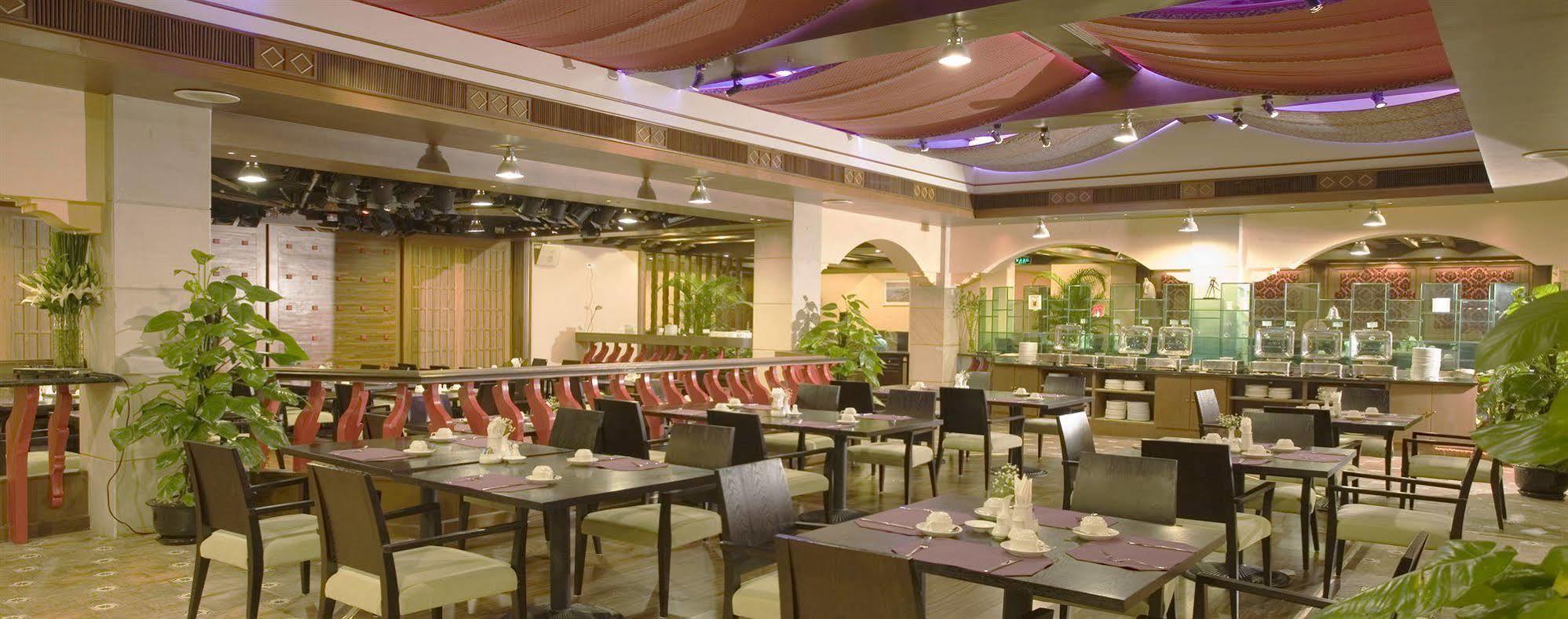 Shanghai Hotel Jin Jiang Exterior photo